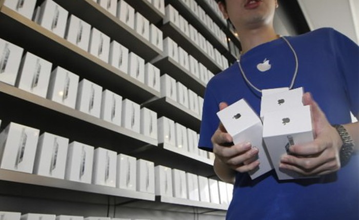 6 nhân viên Apple Store tiếp tay trộm cắp 600 iPhone