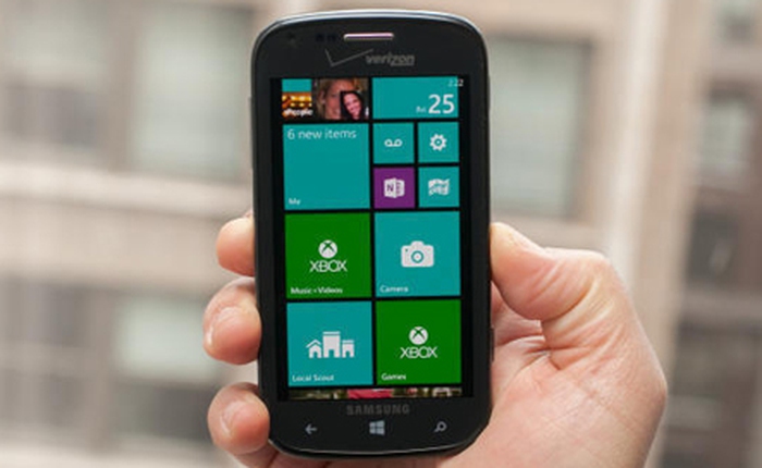 Samsung sắp tung phablet Windows Phone 8