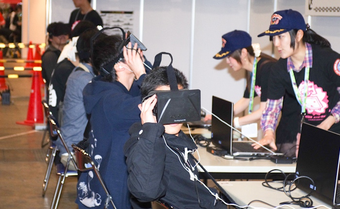 Kính thực tế ảo Oculus Rift khoe ứng dụng điều khiển robot và chơi game