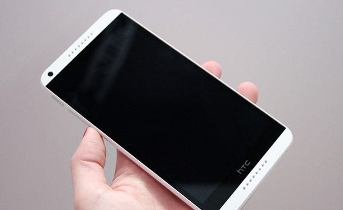 Cận cảnh HTC Desire 816, phablet "iPhone 5c" của HTC: Máy gọn, đẹp, camera trước "khủng"