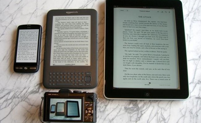 Nên chọn màn hình e-ink hay LCD khi đọc sách điện tử?