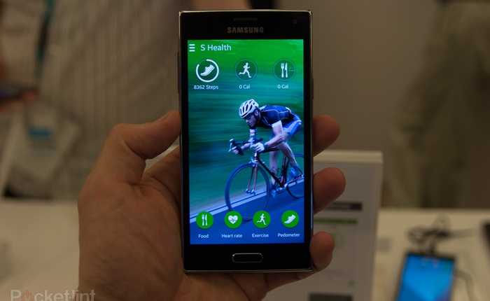 Trên tay Samsung Z, smartphone đầu tiên chạy hệ điều hành Tizen