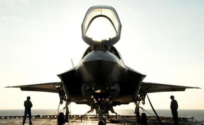 Mỹ ‘dùng liều’ đồ Trung Quốc cho chiến đấu cơ F-35