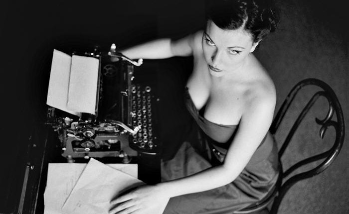 Đức quay về sử dụng máy đánh chữ để chống nghe lén