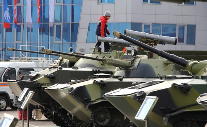 Nga sẽ không được tham gia triễn lãm vũ khí Châu Âu Eurosatory