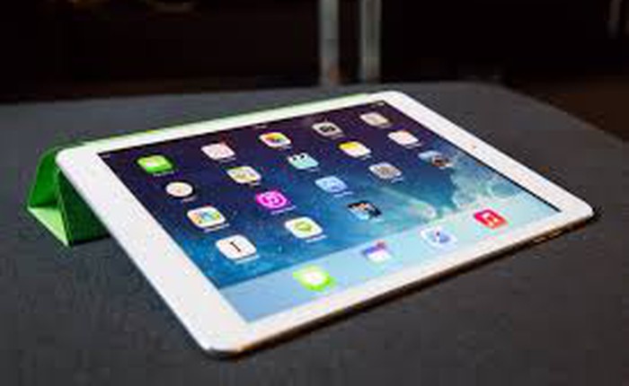 iPad Air bất ngờ giảm giá 100 USD