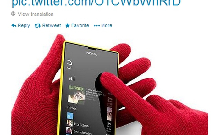 Nokia dùng smartphone giá rẻ để "dìm hàng" HTC