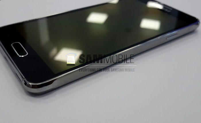 Đối thủ iPhone 6, Galaxy Alpha viền kim loại lộ ảnh chi tiết