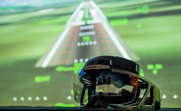 Skylens: Màn hình heads-up giúp phi công nhìn xuyên qua sương mù