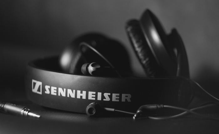 Nhìn lại lịch sử dòng tai nghe HD huyền thoại của Sennheiser
