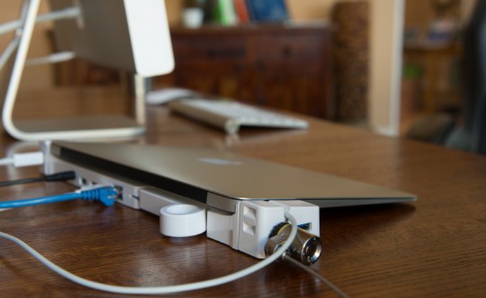 [CES 2014] - LandingZone ra mắt dock sạc cho Macbook Air, bổ sung thêm cổng USB 3.0 và Ethernet