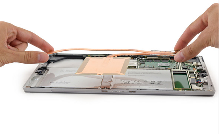 "Mổ bụng" Surface Pro 4: Thay được ổ SSD, sửa chữa dễ hơn Surface Pro 3