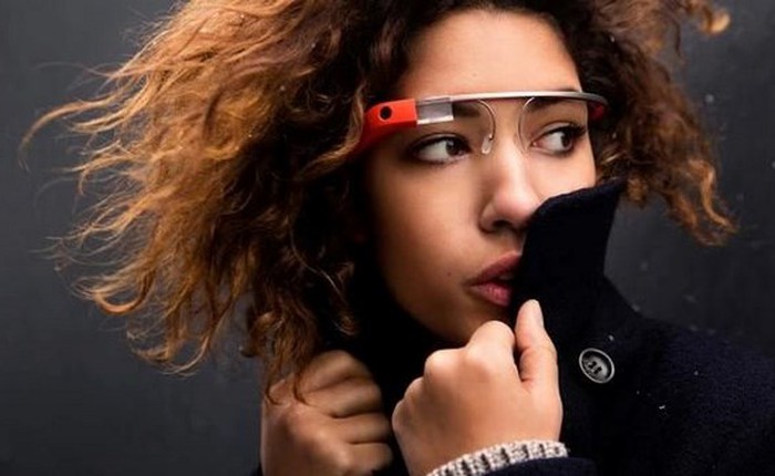 Google Glass 2 sẽ có phiên bản không kính, ý định của Google là gì?