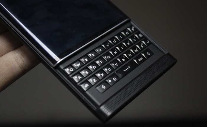 CEO John Chen: sẽ giảm giá BlackBerry Priv trong tháng 2