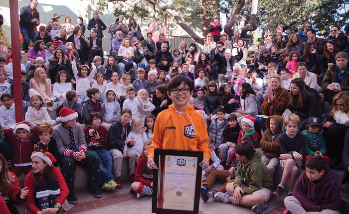 Cậu bé 10 tuổi bất ngờ vô địch Minecraft với giải thưởng 5.000 USD