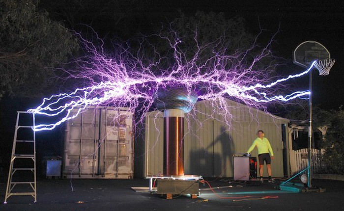 10 ý tưởng dị thường của nhà "bác học điên" Nikola Tesla