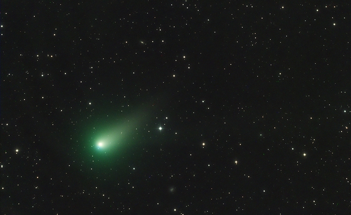 Chiêm ngưỡng cực điểm của sao chổi Catalina đúng dịp năm mới