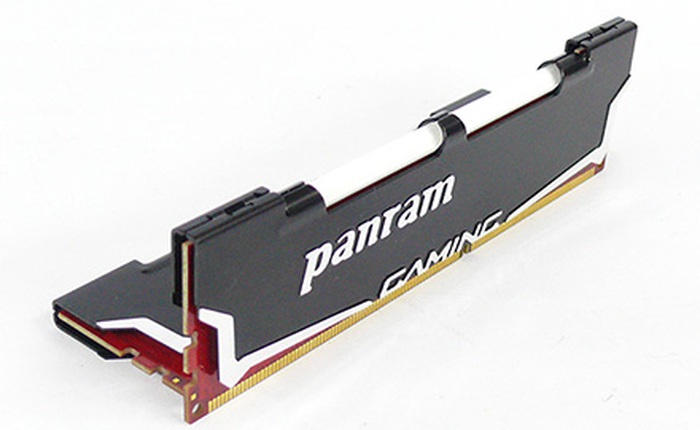 Panram Light Sword: Kit RAM giá tốt, hình thức đẹp cho Gaming PC
