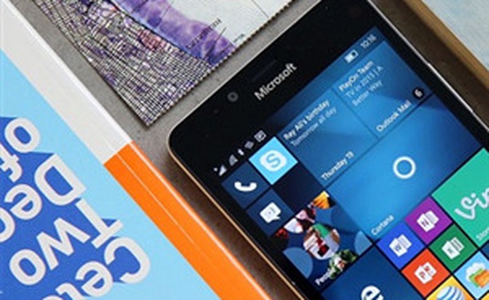 Microsoft hoãn ngày phát hành Windows 10 Mobile chính thức sang đầu năm sau