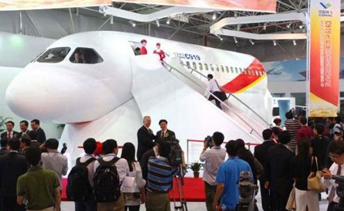 Máy bay vận tải thương mại "Made in China" đầu tiên xuất xưởng