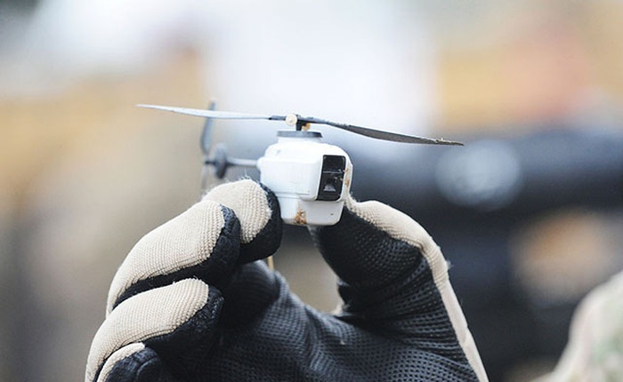 Ngắm nhìn chiếc "siêu drone tàng hình", giá 40.000 USD của quân đội Mỹ