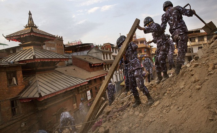 Động đất ở Nepal: nhà mạng đồng loạt giảm cước, miễn phí cuộc gọi