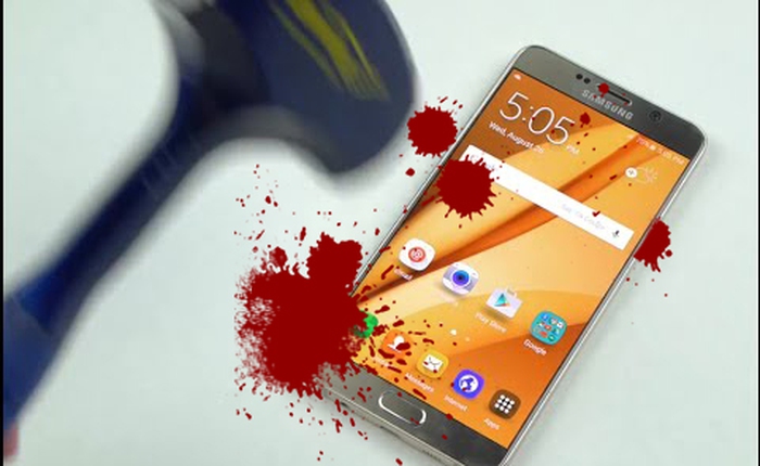 Samsung Galaxy Note 5 đầu hàng trước màn tra tấn bằng... dao và búa