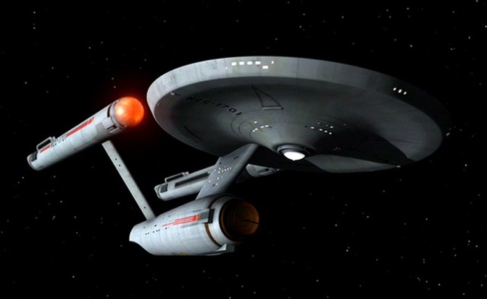 Cùng chiêm ngưỡng quá trình "lột xác" của tàu vũ trụ U.S.S. Enterprise trong Star Trek
