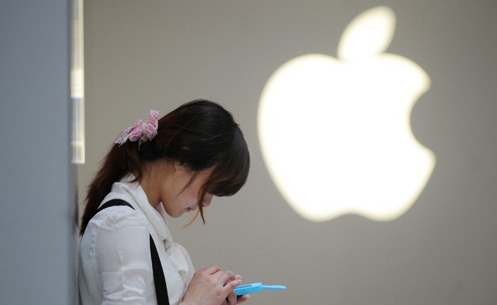 “Soái ca” Trung Quốc trở mặt làm “người đẹp” Apple đứng ngồi không yên