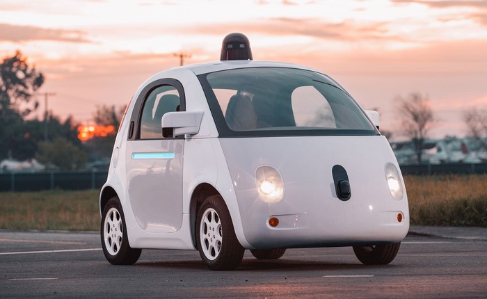 Google dừng quá trình phát triển xe tự động của riêng mình, chuyển sang tìm kiếm đối tác bên ngoài cho dự án mới