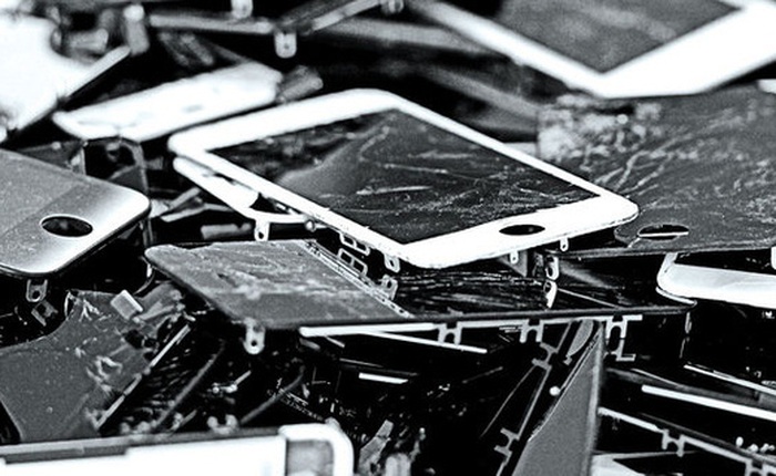 Doanh số iPhone sụt giảm, smartphone đã bắt đầu hết thời?