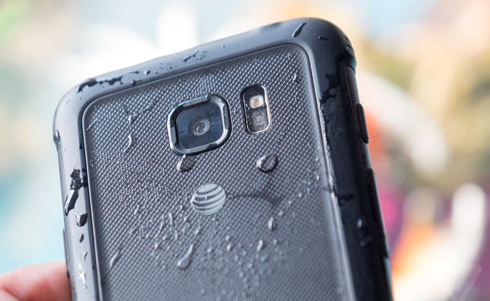 Chiêm ngưỡng Galaxy S7 Active "cục gạch" mới được Samsung ra mắt