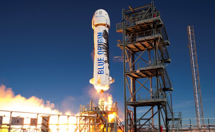 Blue Origin vừa hạ cánh thành công tên lửa tái sử dụng, tiếp tục thách thức SpaceX