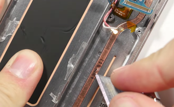 Tản nhiệt chất lỏng trong Galaxy S7 không có chất lỏng?