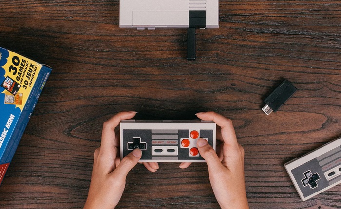 Tay cầm NES Classic Edition có phiên bản không dây, giá bằng 2/3 thân máy
