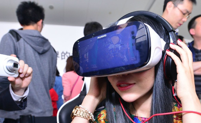 Huawei công bố kính thực tế ảo giống hệt Samsung Gear VR