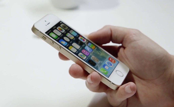 iPhone 5s tiếp tục giảm giá sâu, hàng chính hãng còn chưa đầy 7 triệu