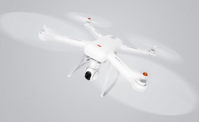 Phi công trẻ 200 giờ bay: Xiaomi Mi Drone máy đầm, gầm cao, nhưng hơi dừ so với tôi