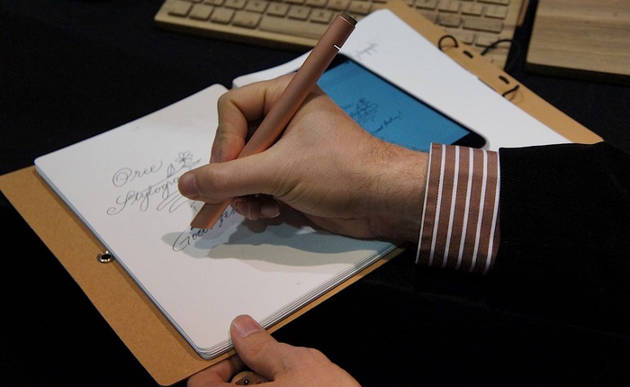 [Video] Chiếc bút này sẽ ghi nhớ mọi thứ bạn viết lên giấy