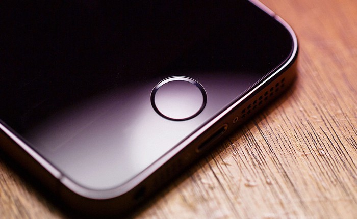 Apple cắt giảm lượng sản xuất iPhone SE vì "ế hàng"