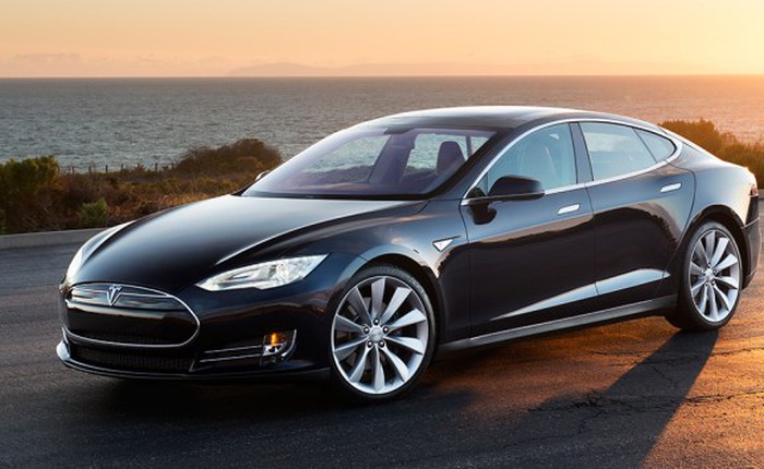 Tesla sẵn sàng tăng giá Model S để cạnh tranh với dòng xe sang của Audi, BMW