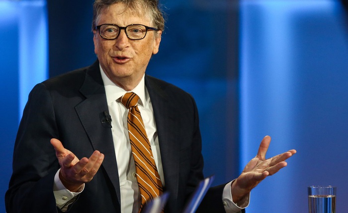 Bill Gates nói Microsoft thâu tóm LinkedIn là để đương đầu với Facebook