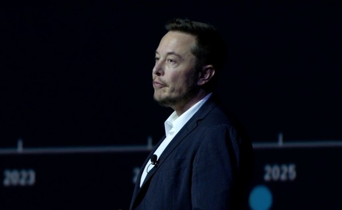Bước đi đầu tiên của Elon Musk tới Sao Hỏa là thuyết phục những người ở Trái Đất chịu "móc hầu bao"