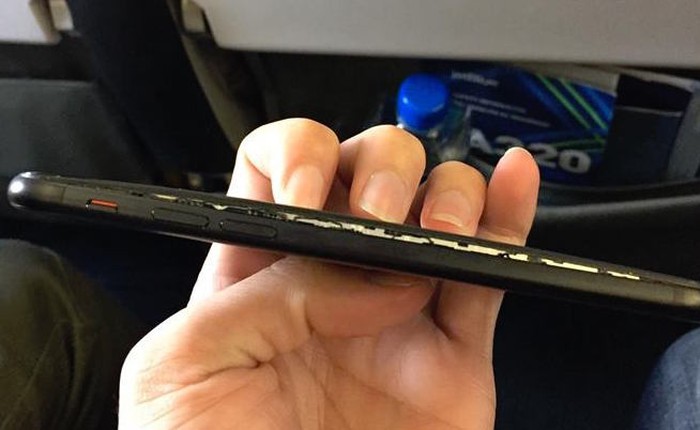 Việt Nam: Mới mua 1 tuần, iPhone 7 đã bị phù pin nhưng rất may là chưa phát nổ trên máy bay