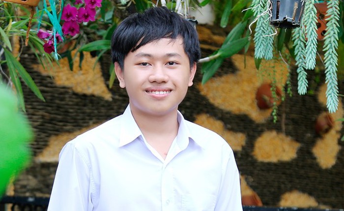 Nam sinh 15 tuổi tự làm trình duyệt web và trợ lý ảo ở VN