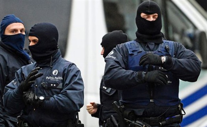 Cảnh sát châu Âu dùng "chó săn số" truy tìm khủng bố Bỉ