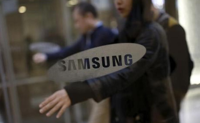 Samsung bất ngờ bán hết cổ phần Sharp