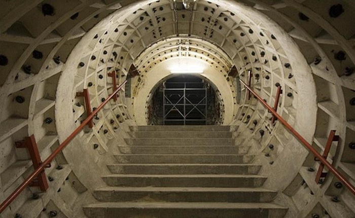 Bên trong "đường hầm chiến tranh" bí mật ở London