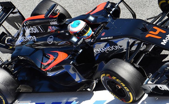 Công nghệ làm nên siêu xe đua McLaren F1