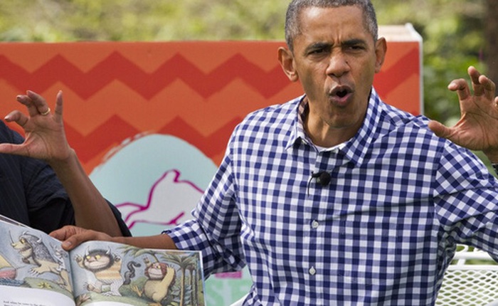 Tổng thống Obama mặc chiếc sơ mi mà mọi đàn ông trên thế giới đều có